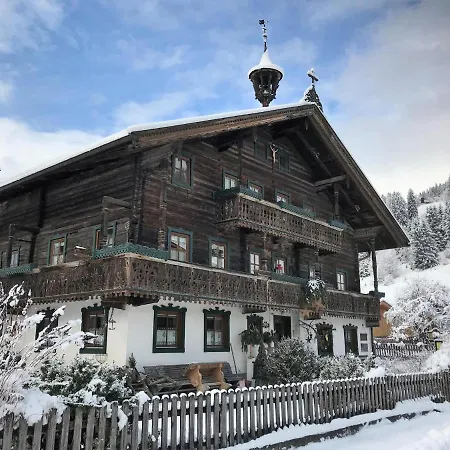 Hauserbauer *